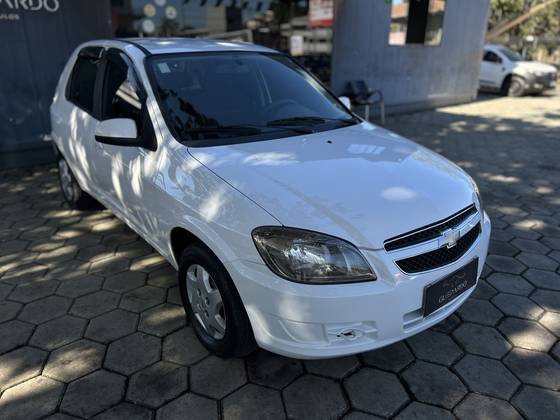 CHEVROLET CELTA 1.0 MPFI LT 8V FLEX 4P MANUAL CHEVROLET CELTA 1.0 MPFI LT 8V FLEX 4P MANUAL